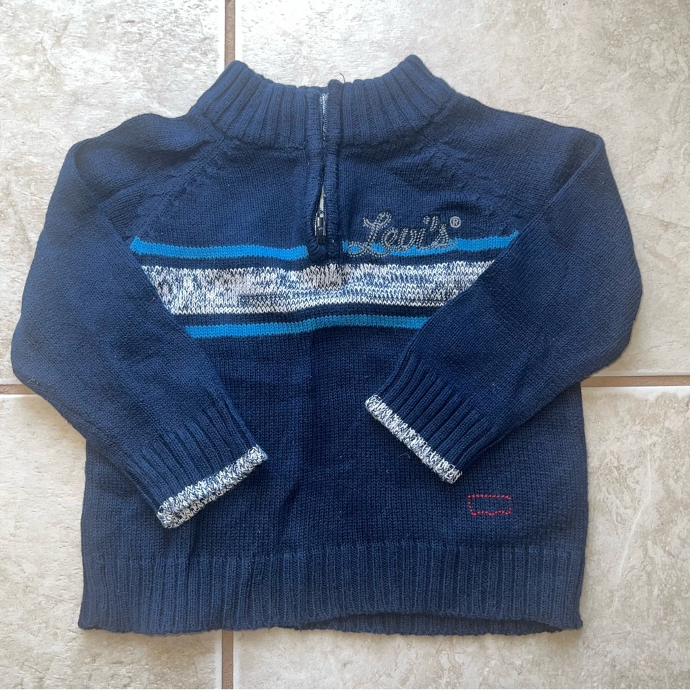 Levi’s Sweater